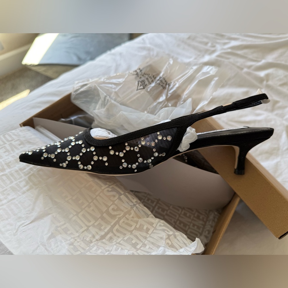 NWT Steve Madden Black Slingback Kari Heels Rhinestone